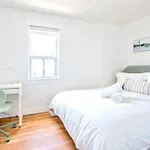 3Br Townhouse - St Clair West Village W Parking